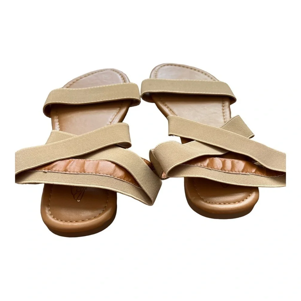 Shoes Sandals Vegan Faux‎ Leather Womens size 7 Beige Neutral Strappy Flat